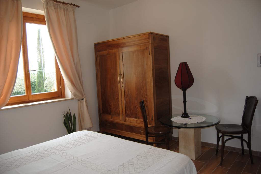 Bed and breakfast Vista Assise Extérieur photo