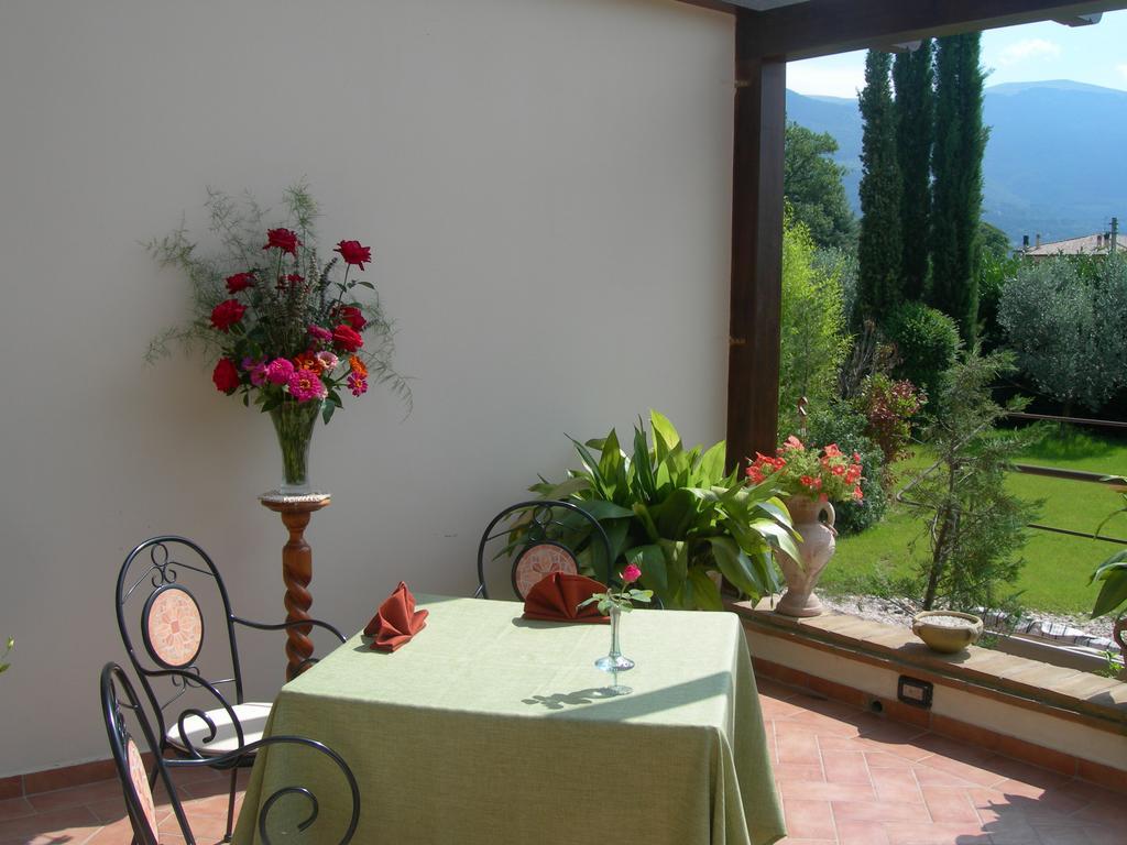 Bed and breakfast Vista Assise Extérieur photo